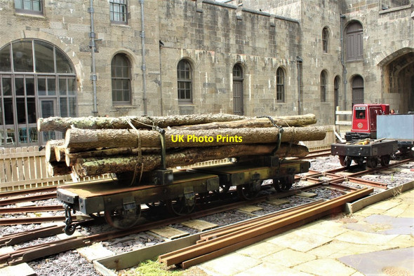 Photo 6"x4" Log carriers Tal-y-bont\/SH6070 c2019