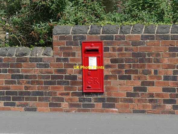 Photo 6"x4" GR Postbox, Westfield Road, Horbury Horbury c2019