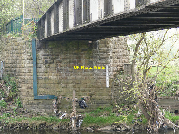 Photo 6"x4" Hartley Bridge over the river Calder - detail Horbury c2019