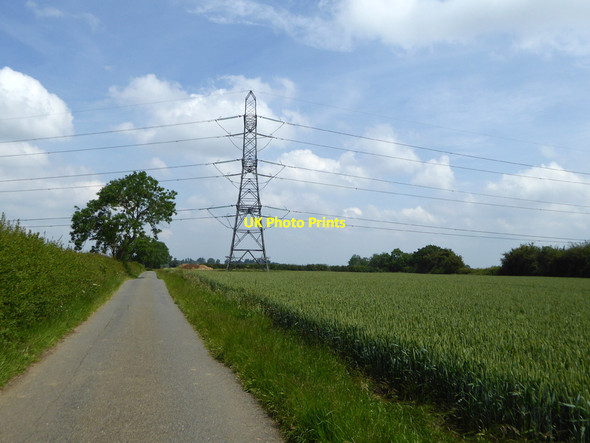 Photo 6"x4" Pylon by lane to Orton Orton\/SP8079 c2019