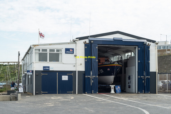 Photo 6"x4" Margate : lifeboat station Margate c2019