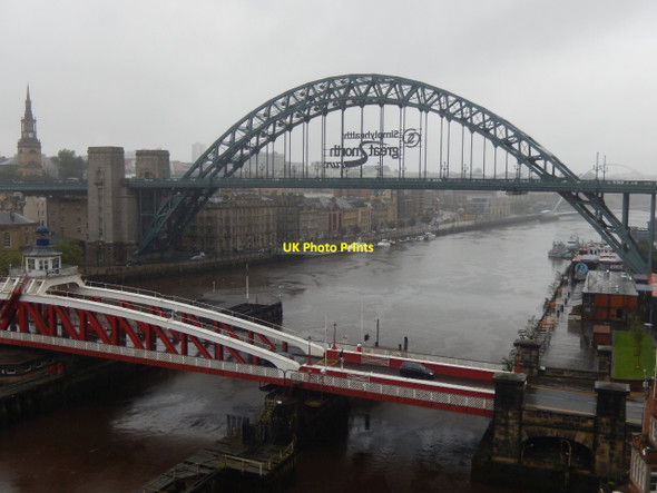 Photo 6"x4" River Tyne, Newcastle upon Tyne Newcastle upon Tyne c2019