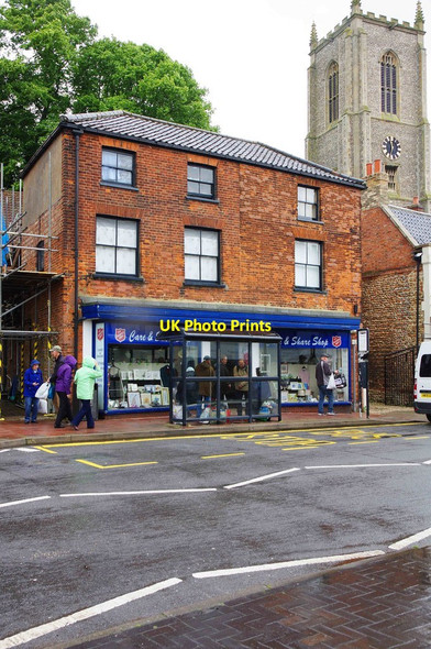 Photo 6"x4" Salvation Army Care & Share Shop, 12 Oak Street, Fakenham, Norfolk Fakenham c2019