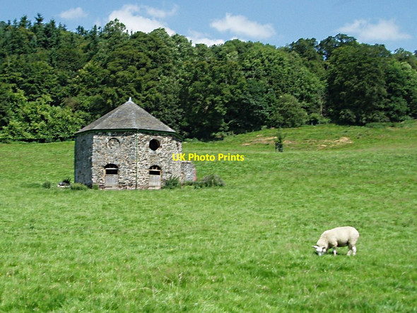 Photo 6"x4" Octagonal Stables, Llangedwyn Llangedwyn c2019