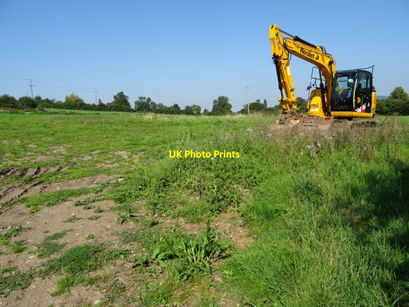 Photo 6"x4" Excavator in a field Twyning Green c2019