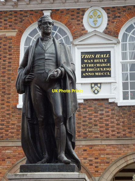 Photo 6"x4" Statue of Sir Robert Peel Tamworth c2019 P1