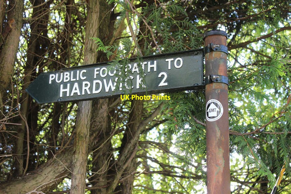 Photo 6"x4" Signpost for footpath to Hardwick, Dry Drayton Dry Drayton c2019