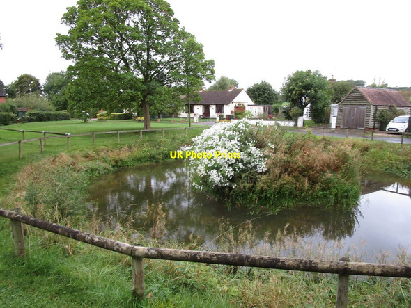 Photo 6"x4" Pond and village Green, Bishop's Norton Bishop's Norton c2019