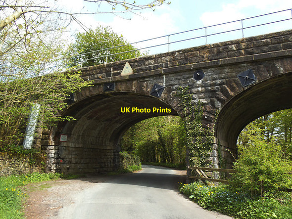 Photo 6"x4" Bell Busk railway viaduct - road span Bell Busk c2018