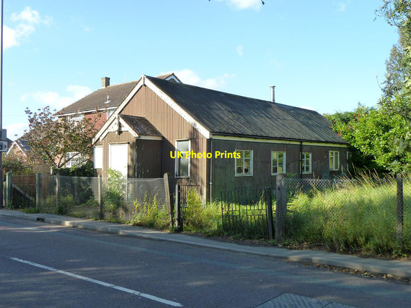 Photo 6"x4" Disused tin 'Institute', Five Oak Green Five Oak Green c2012