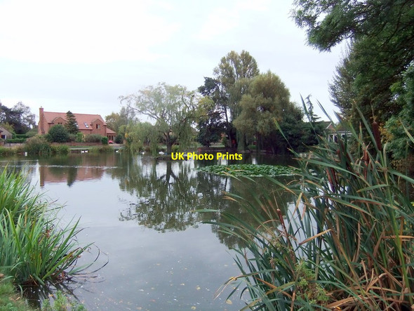 Photo 6"x4" Village pond, Westwoodside Westwoodside c2019