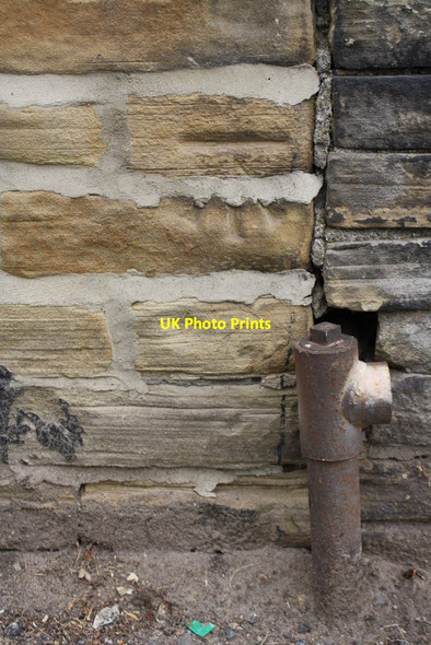 Photo 6"x4" Benchmark on Pennine Pneumatic Services works, Rastrick Common Brighouse\/SE1423 c2018