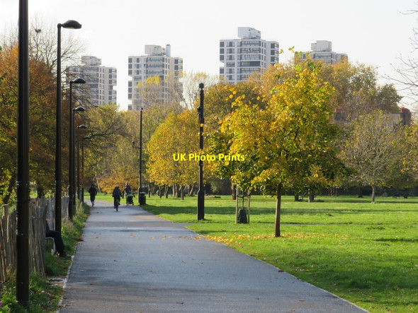 Photo 6"x4" Autumn in Burgess Park, near Camberwell Camberwell c2019