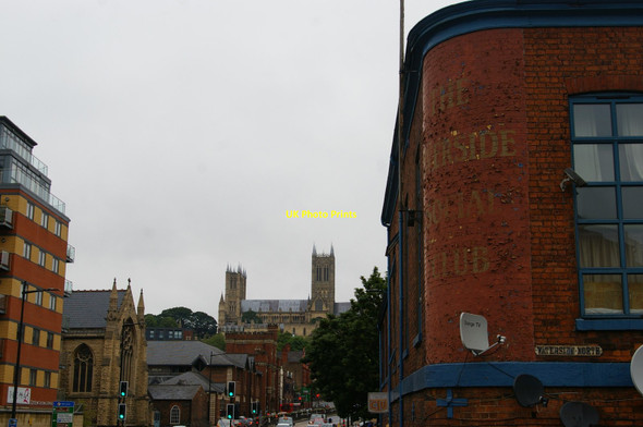 Photo 6"x4" Lincoln: former pub on Waterside North, with the cathedral beyond Lincoln c2019