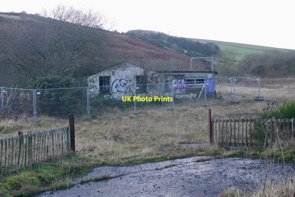 Photo 6"x4" A ruined transport cafe Grantshouse c2019