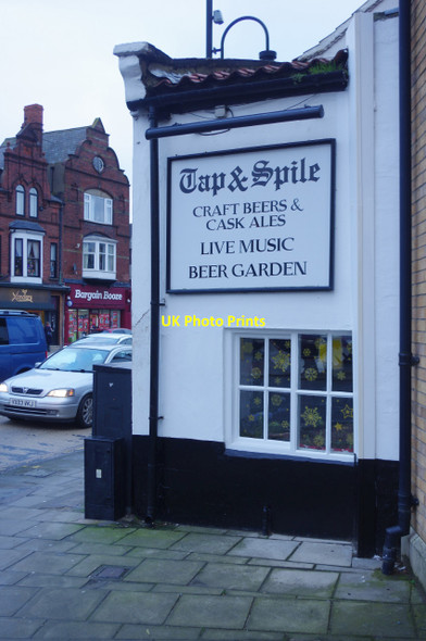 Photo 6"x4" The Tap and Spile, Scarborough Scarborough\/TA0388 c2019