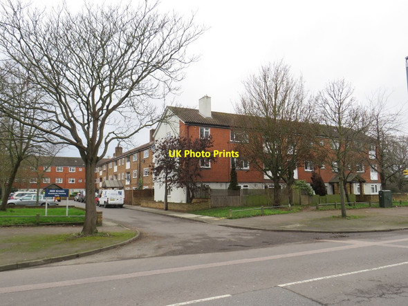 Photo 6"x4" Mill Court, near Mitcham Mitcham c2020