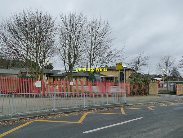 Photo 6"x4" Seven Hills Primary School, Morley Morley\/SE2627 c2020