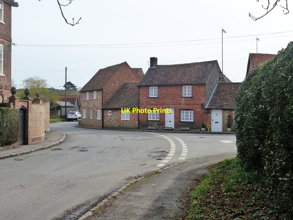 Photo 6"x4" Village centre, Little Missenden Little Missnden c2015