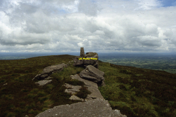 Photo 6"x4" Seefin Mountain summit & trig point Ardpatrick c2003