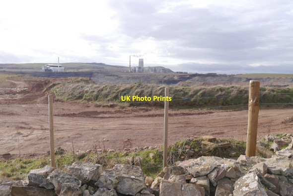 Photo 6"x4" Dunbar Cement Works quarry Innerwick\/NT7274 c2020
