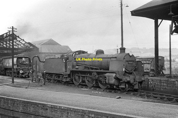 Photo 6"x4" N Class 2-6-0 31875 at Barnstaple Junction shed, 1963 Barnstaple c1963