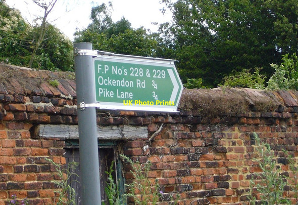 Photo 6"x4" Footpath Sign at Cranham Village Upminster c2007