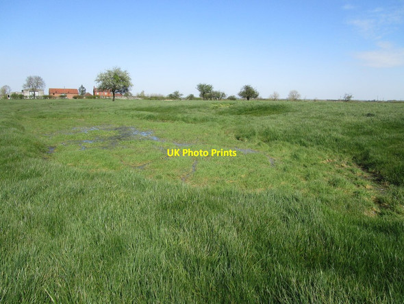 Photo 6"x4" Shallow pond in a grass field Claypole c2020