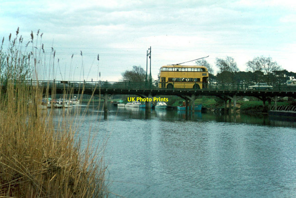 Photo 6"x4" Bournemouth trolleybus on Tuckton Bridge, 1966 Christchurch\/SZ1592 c1966