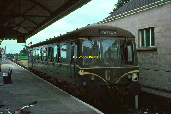 Photo 6"x4" Clevedon train at Yatton Station, 1966 Horsecastle c1966