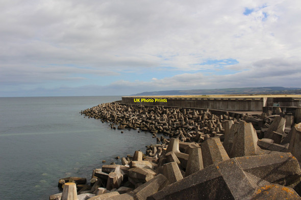 Photo 6"x4" Torness Nuclear Power Station Seawall Thorntonloch c2016