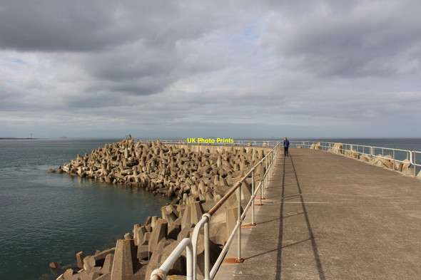 Photo 6"x4" Torness Nuclear Power Station Breakwater Thorntonloch c2016