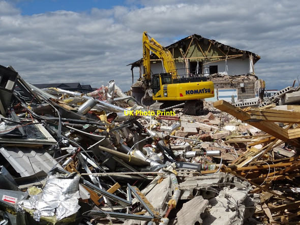 Photo 6"x4" Demolition work on former Qinetiq site - 12 May Great Malvern c2020 P2
