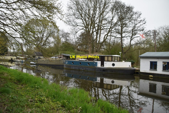 Photo 6"x4" Narrowboats, Grand Union Canal Rickmansworth c2019