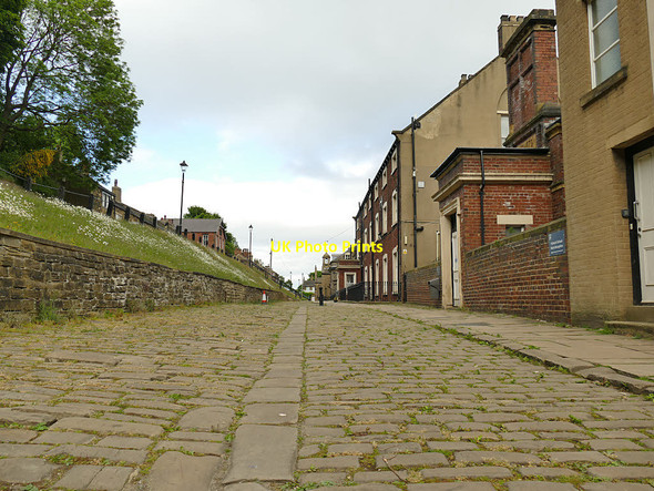 Photo 6"x4" Stone-setted road in Fulneck village Pudsey\/SE2233 c2020