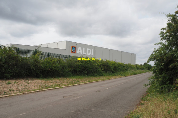 Photo 6"x4" Aldi distribution centre Hemington\/SK4528 c2020