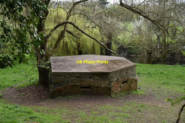 Photo 6"x4" Pillbox by River Mole Brockham\/TQ1949 c2019