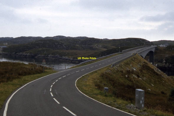 Photo 6"x4" Scalpay Bridge heading towards Scalpay Caolas Scalpaigh\/NG2198 c2002