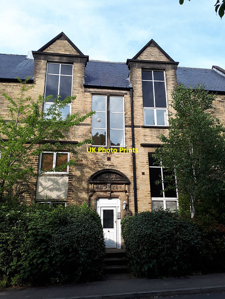 Photo 6"x4" Former Broad Lane Board School, Bramley - boys' entrance Pudsey\/SE2233 c2020