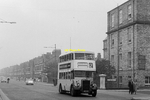 Photo 6"x4" Wallasey Corporation bus 41 on Park Road North, Birkenhead \u00e2\u0080\u0093 1967 Birkenhead\/SJ3088 c1965