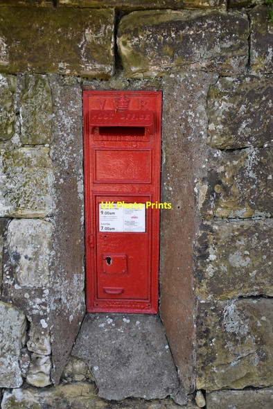 Photo 6"x4" Victorian Postbox Royal Tunbridge Wells c2020