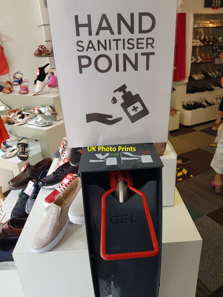 Photo 6"x4" Hand Sanitiser Point in a Shoe Shop Bognor Regis c2020
