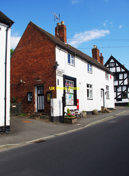 Photo 6"x4" Claverley Post Office, High Street, Claverley, Shrops Claverley c2011