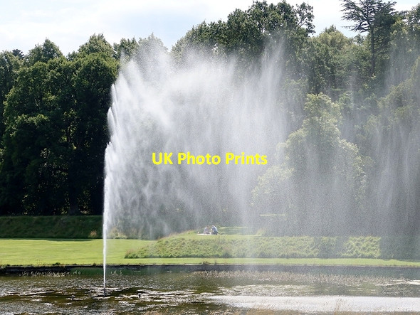 Photo 6"x4" Fountain in the Round Pond at Hopetoun House Abercorn c2020