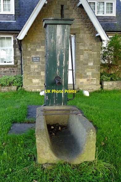 Photo 6"x4" Village pump, Thornton Watlass Thornton Watlass c2020