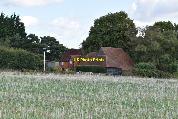 Photo 6"x4" Barns, Manor Farm Nettlestead\/TQ6852 c2019
