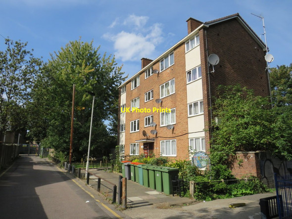Photo 6"x4" Aldersbrook Lane, near Ilford Ilford\/TQ4486 c2020