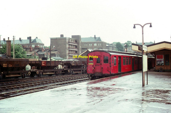 Photo 6"x4" London Transport East London Line train at New Cross Gate Station \u00e2\u0080\u0093 1970 Deptford\/TQ3677 c1970