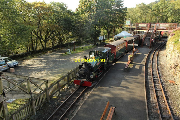 Photo 6"x4" The 10.00 a.m. train from Porthmadog arrives Rhyd\/SH6341 c2020