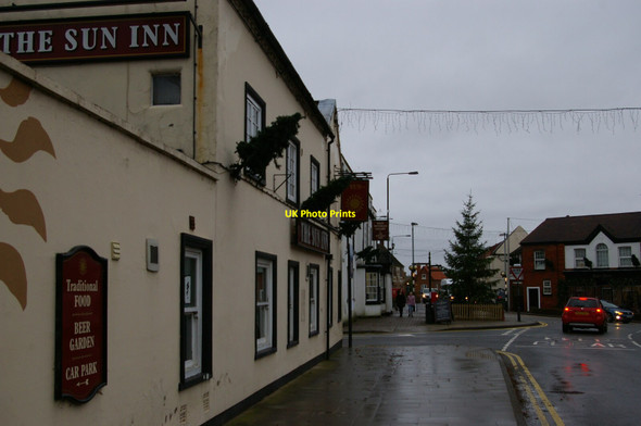 Photo 6"x4" Looking up Newark Road past the Sun Inn, Tuxford Tuxford c2019